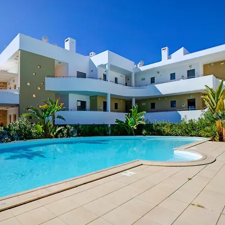 Апартаменты Two Bedroom In Albur Village 2q *