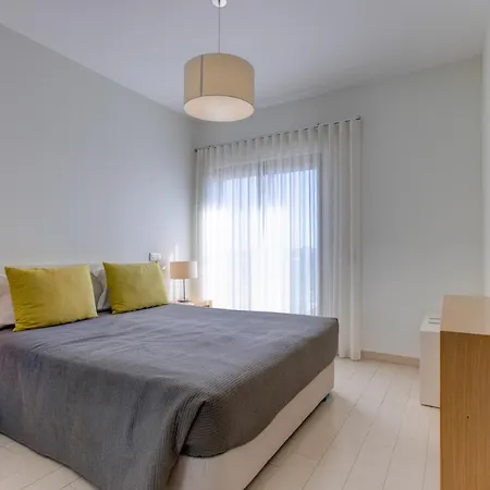 Two Bedroom In Albur Village 2q *